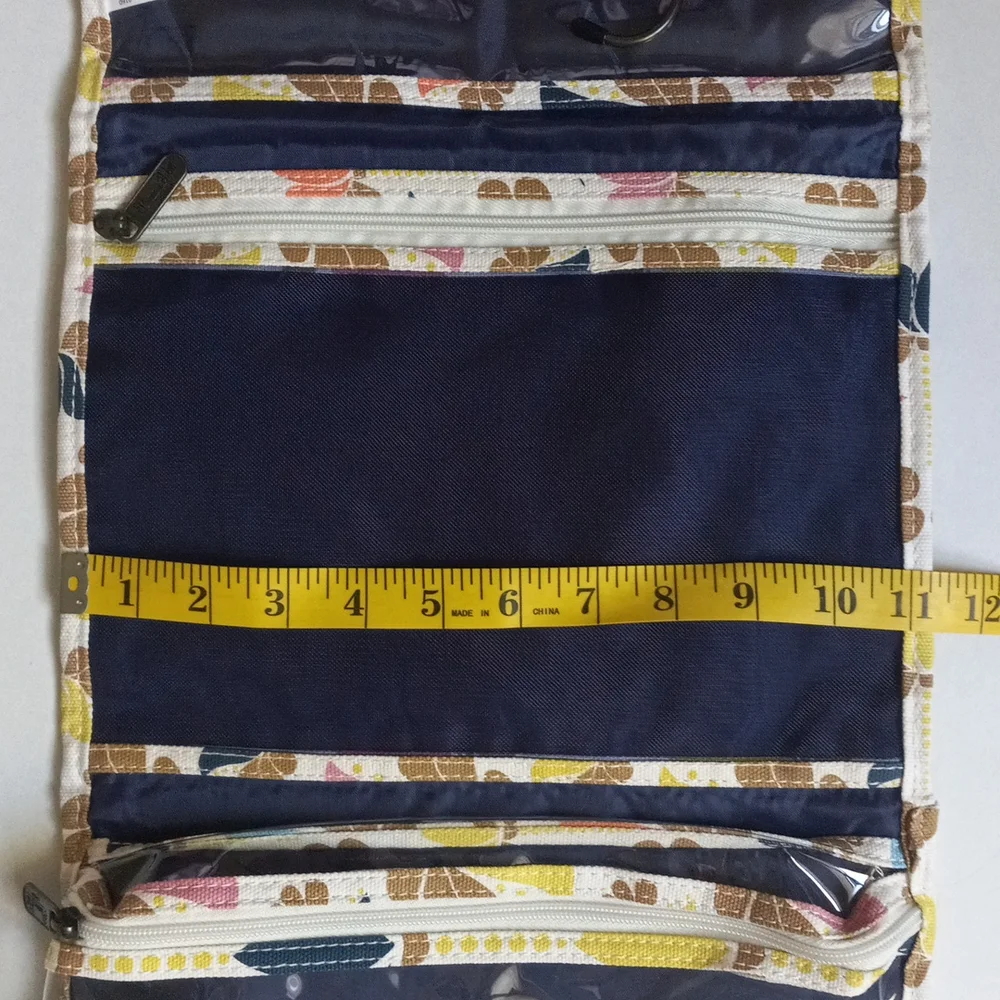 PRIMROSE HILL LONDON COSMETIC/TOILETRY BAG - Picture 3 of 6